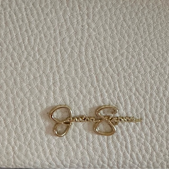 Jessica Simpson Cream Wallet with Gold-Tone Bow and Credit Card Slips - Picture 4 of 16